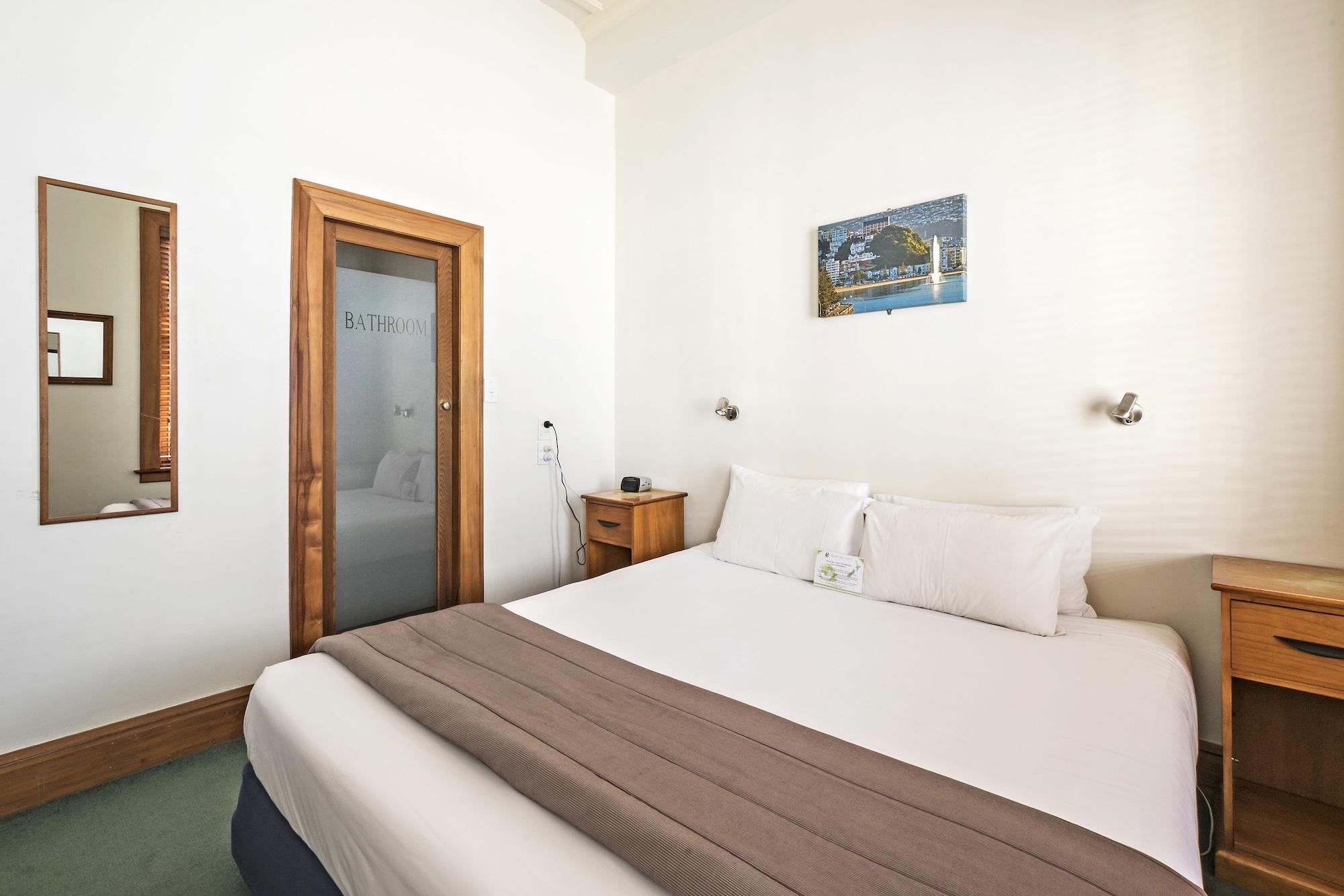 The Cambridge Hotel & Backpackers Wellington Exterior photo